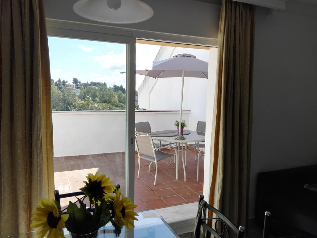 Ferienwohnung Atico Dama de Noche Marbella Exterior foto